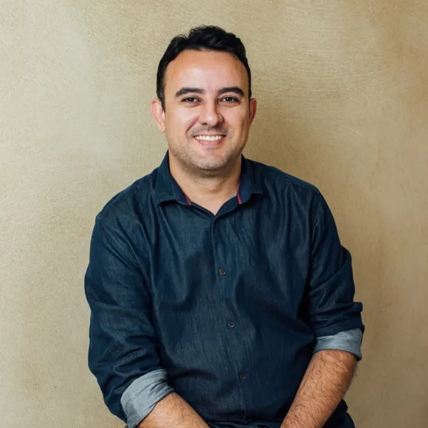 Carlos Brando