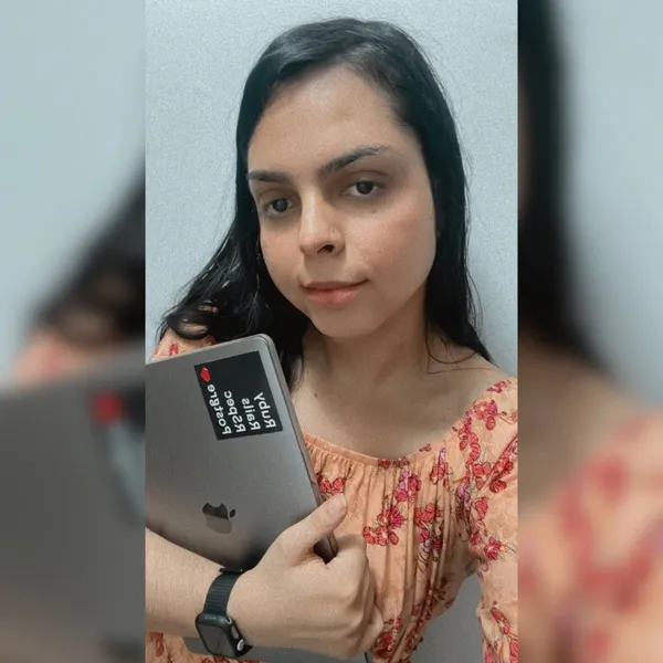 Juliana Dias
