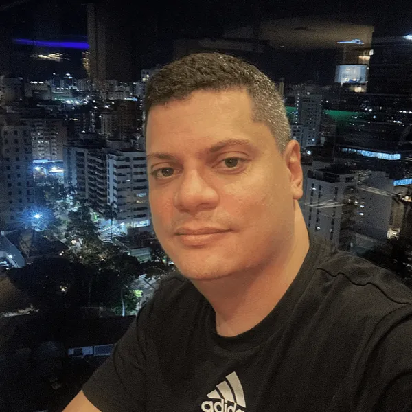 Lázaro Nixon
